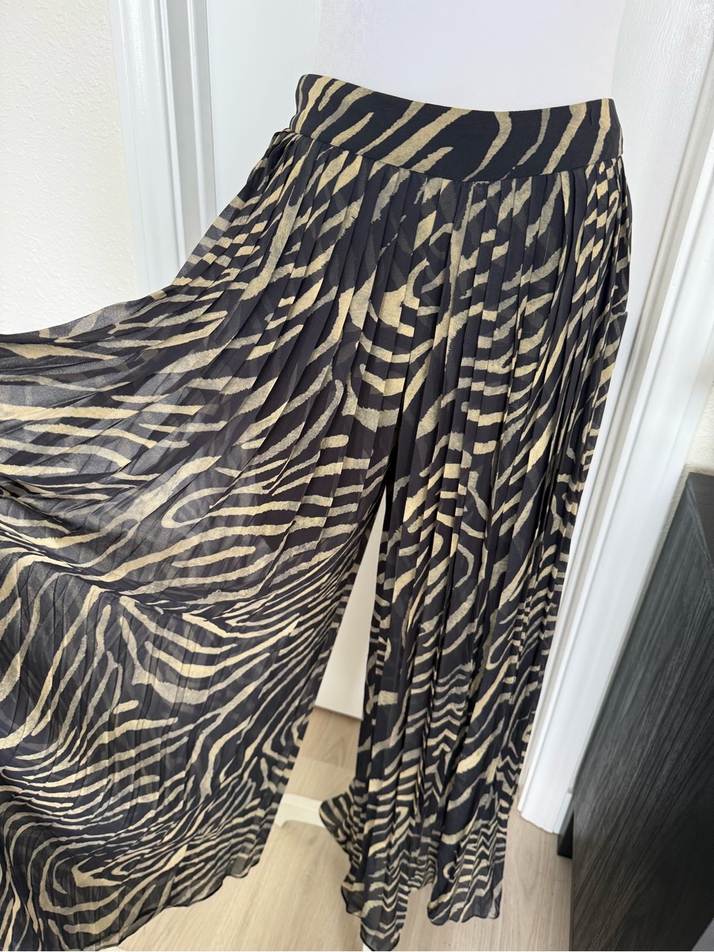 Kourt Kyla  Pleated Chiffon Zebra-Print Maxi Pants in Tan & Black - Picture 10 of 12